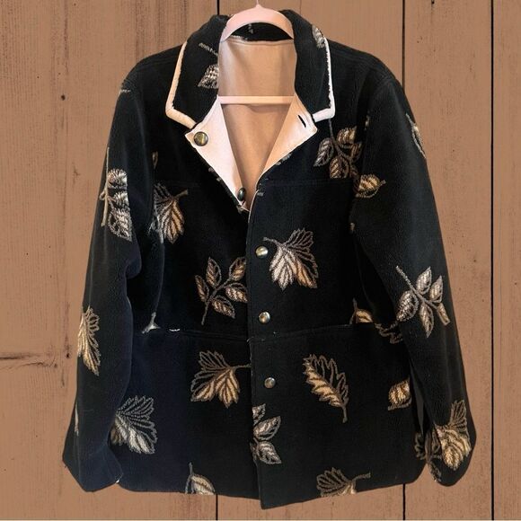 Vintage Jackets & Blazers - Vintage reversible jacket, faux suede one side fleece other side